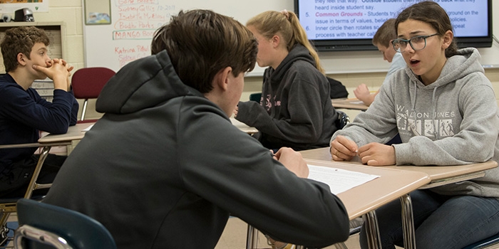 ayes-Leite’s students amicably agree to disagree.