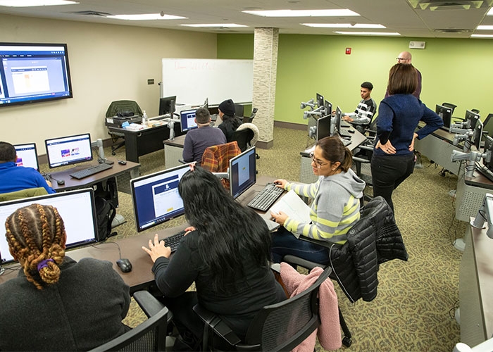 Entire IT classroom